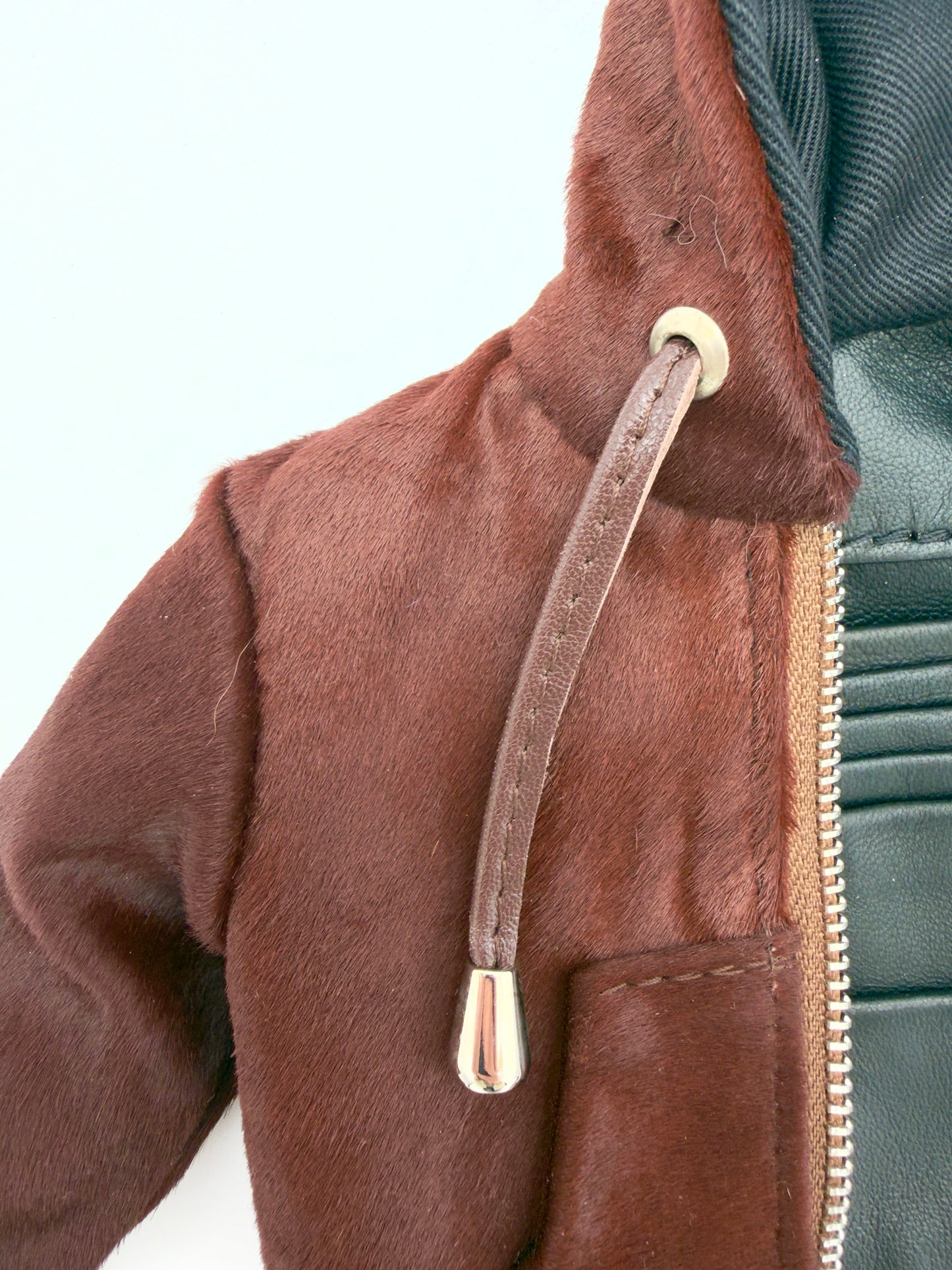 PORTEFEUILLE "PETIT BLOUSON" EN PONY MARRON