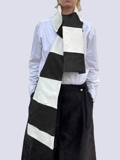 BLACK STRIPED NAPPA SCARF