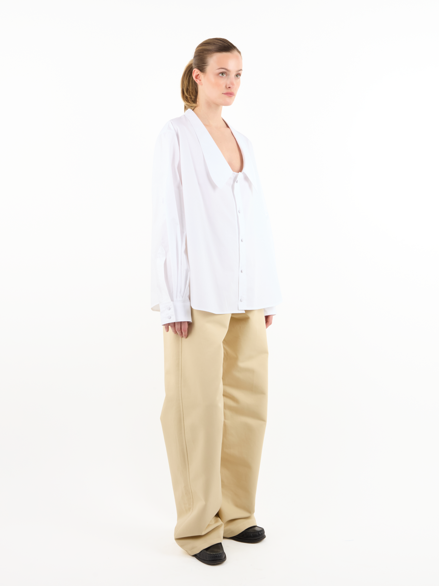 LOW COLLAR SHIRT