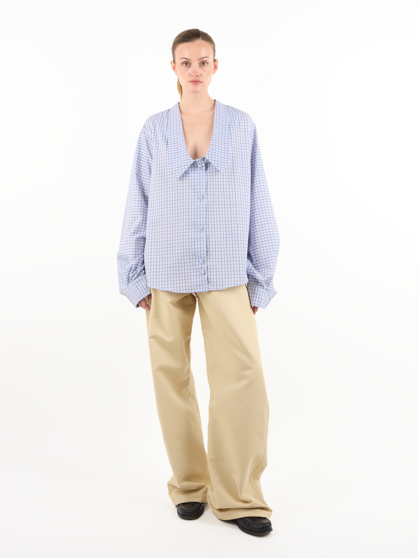 LOW COLLAR SHIRT