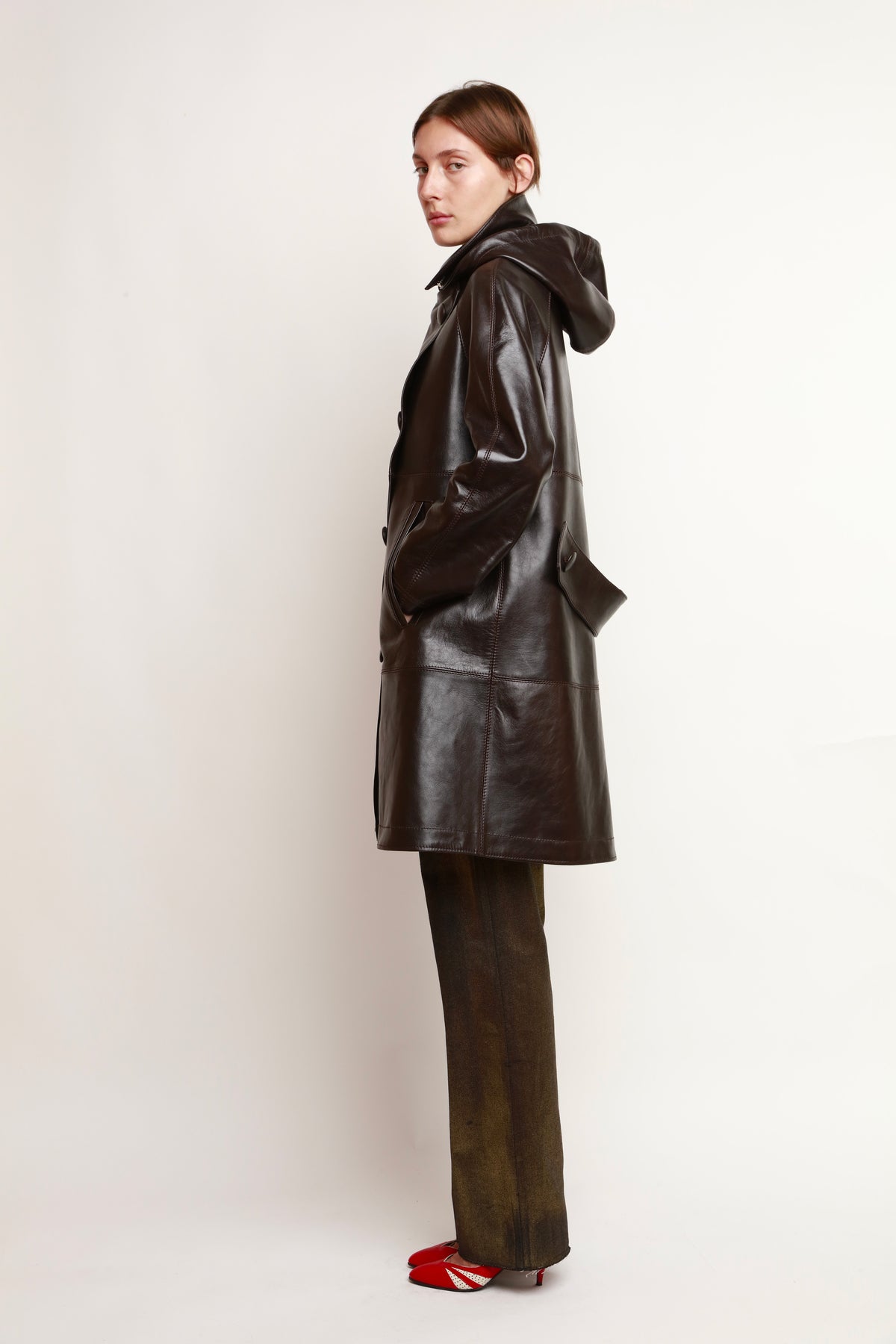 MANTEAU À CAPUCHE
