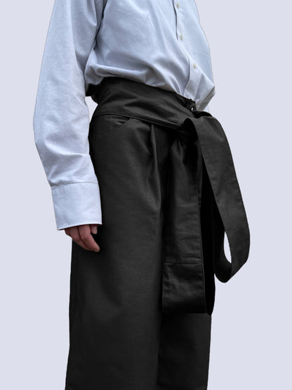 BLACK CANVAS BOW PANTS