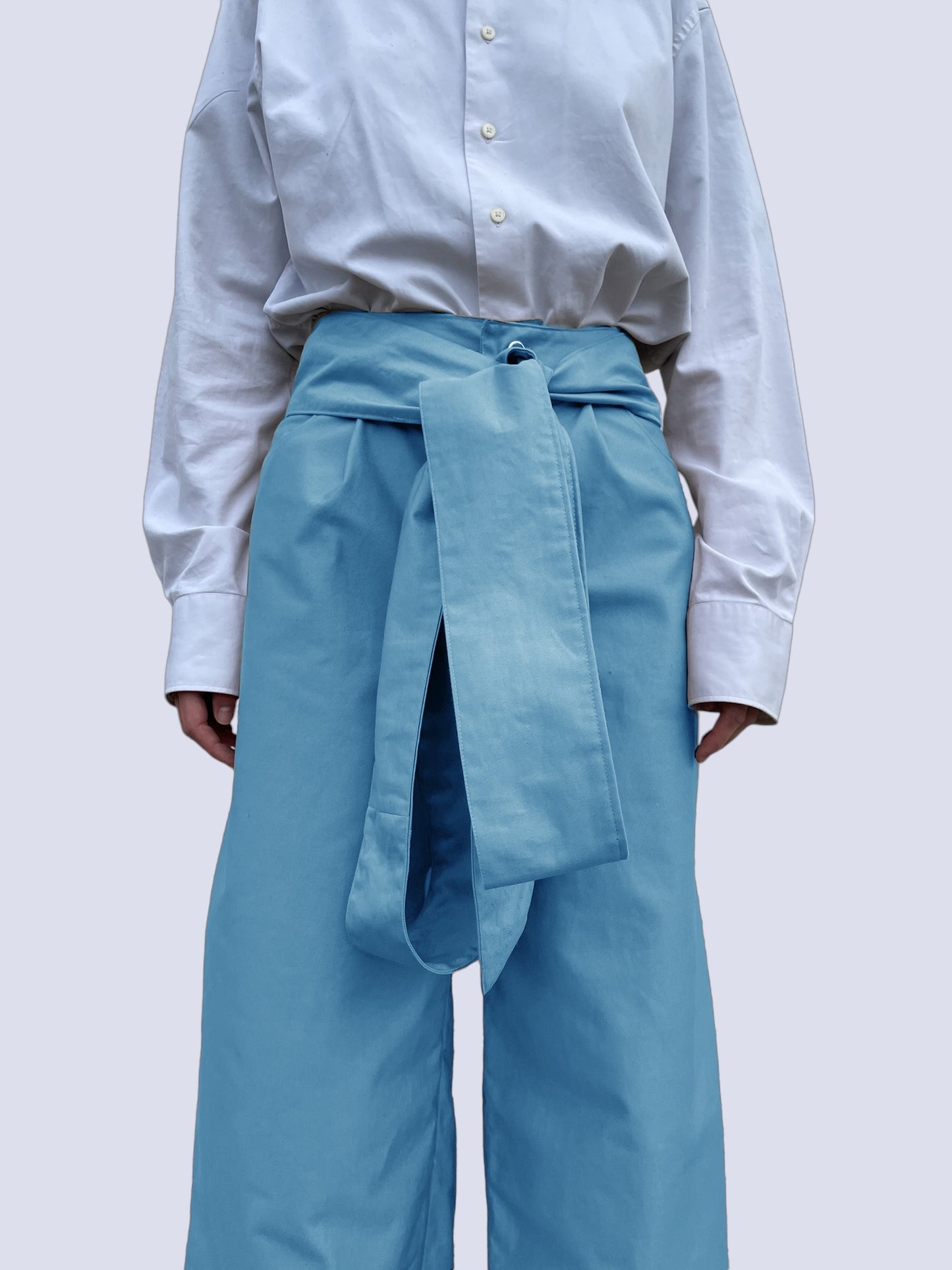 LIGHT BLUE CANVAS BOW PANTS