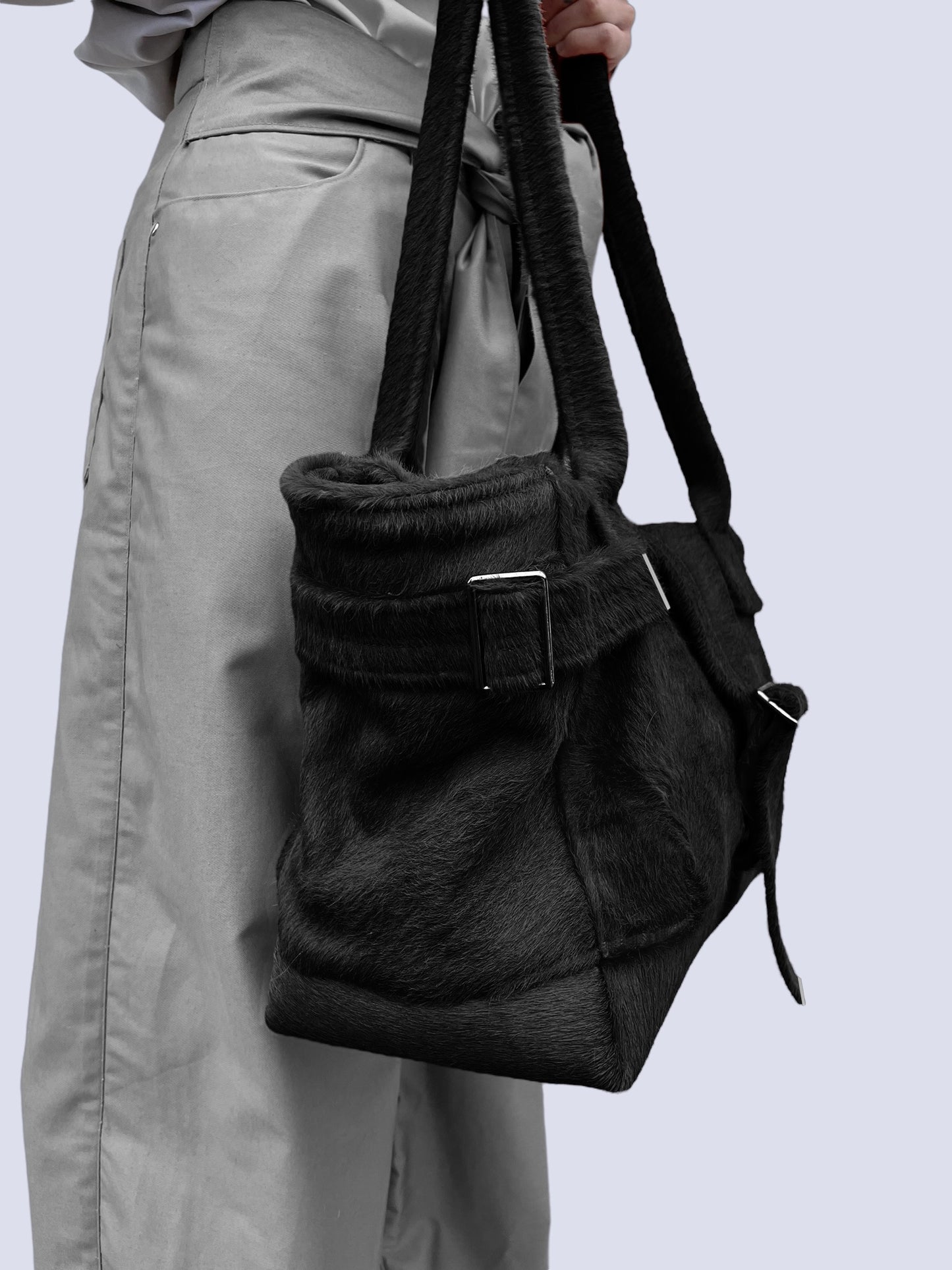 BLACK COW HAIR WEEKENDER BAG