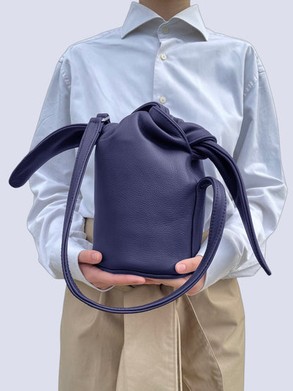 NAVY LEATHER KNOT BAG