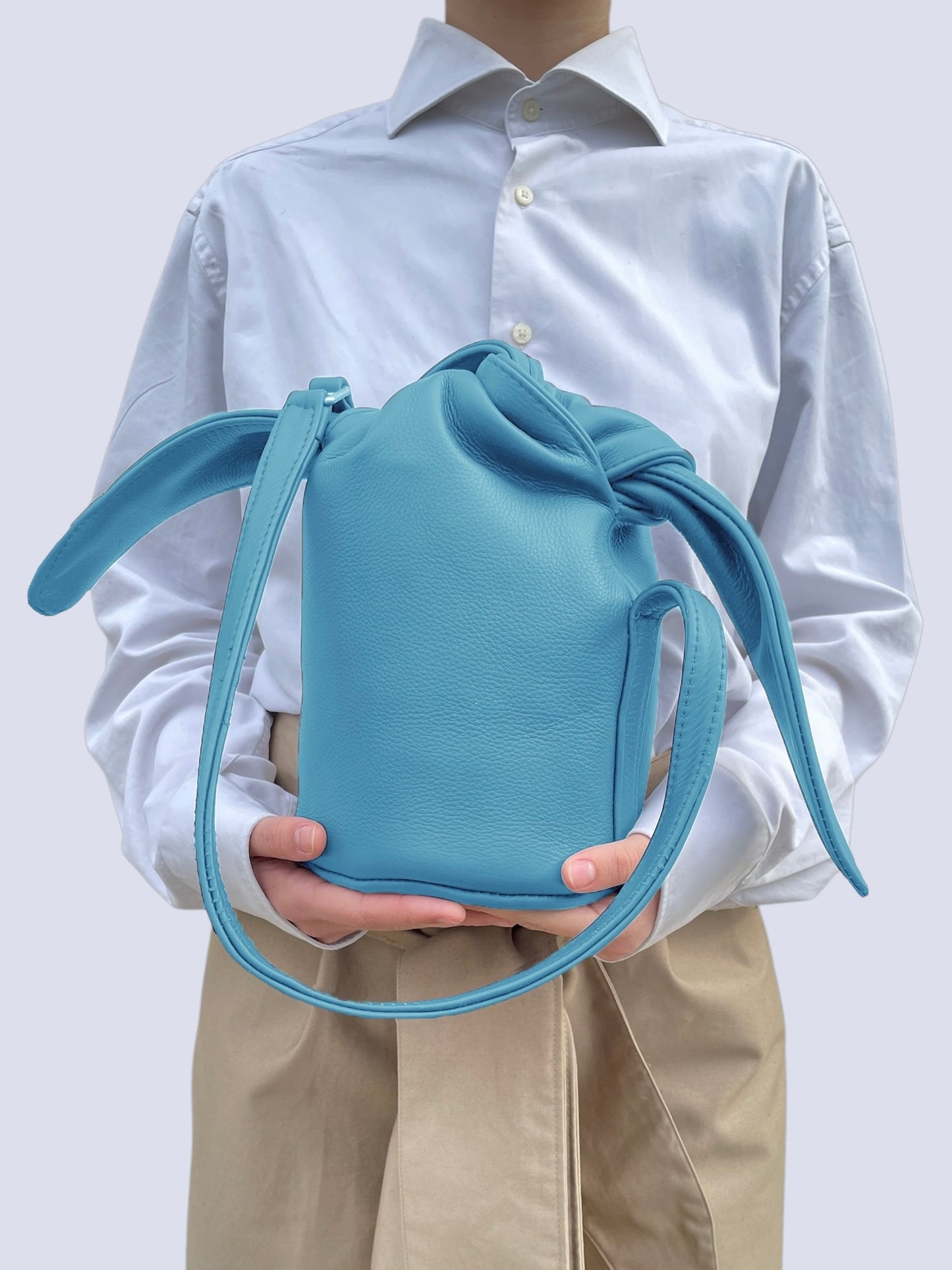 BABY BLUE LEATHER KNOT BAG