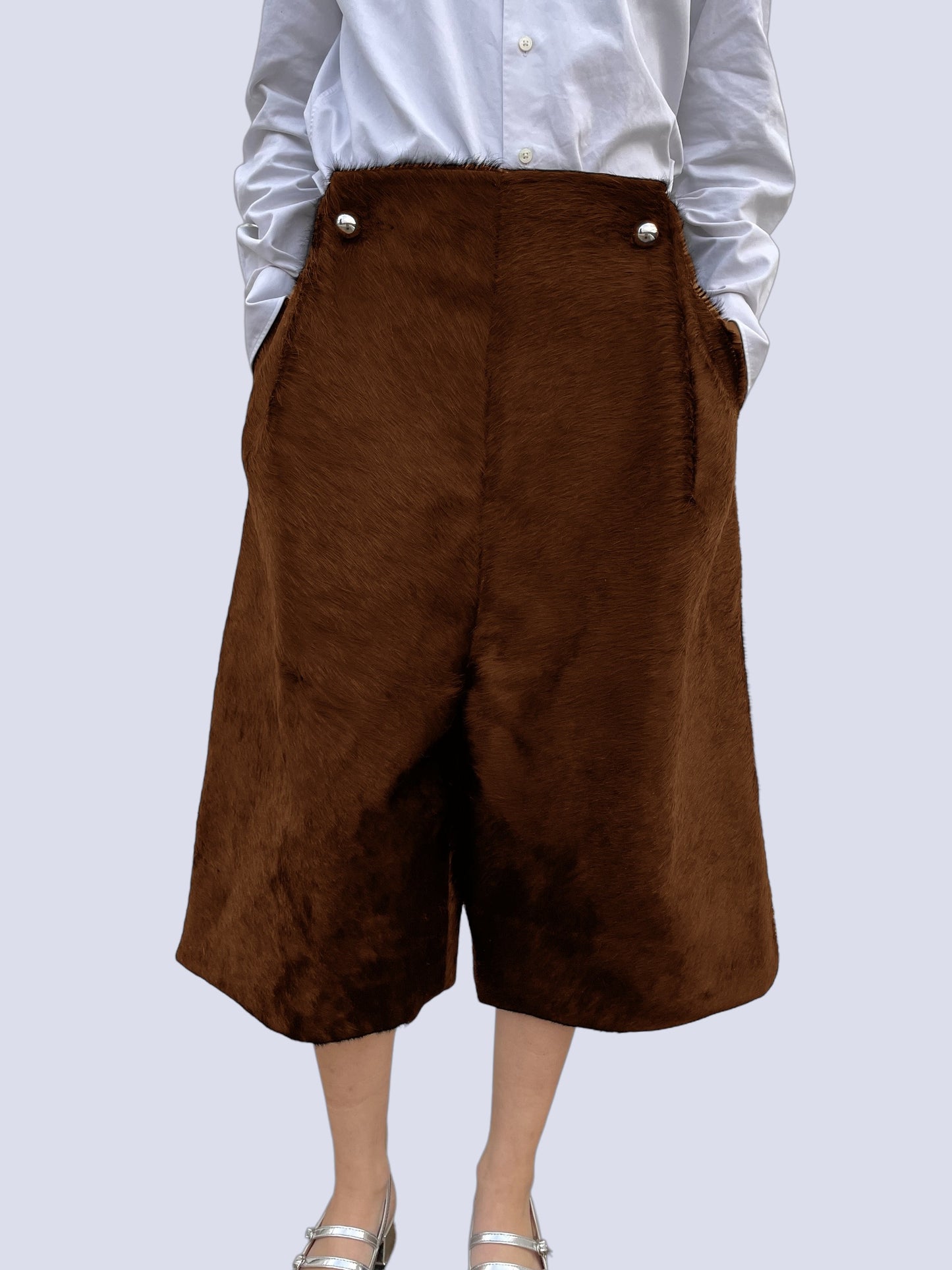 BROWN COW HAIR WINTER SHORT