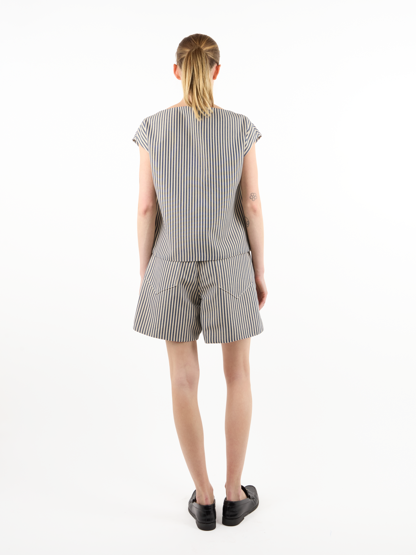 BUTTON FOLD STRIPED TOP