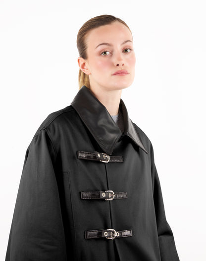 BUCKLE COAT