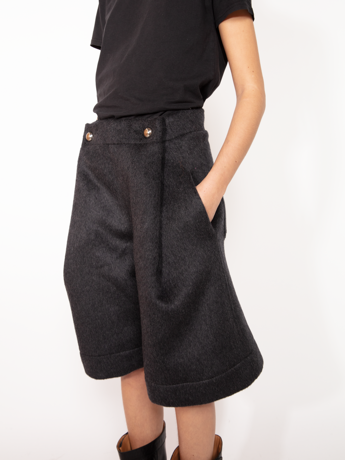 SHORT EN MOHAIR