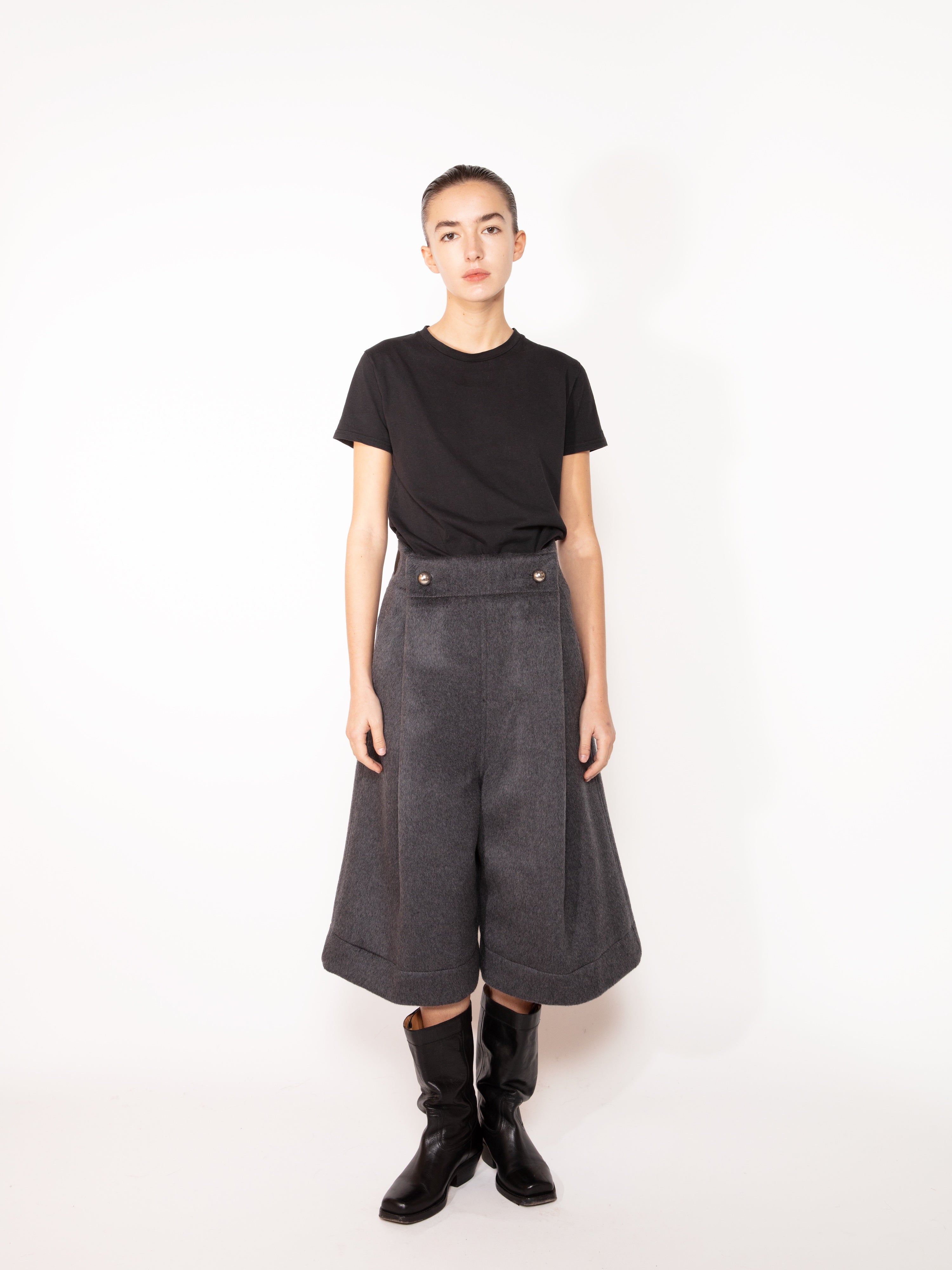 LONG MOHAIR SHORTS – GLOBALJO